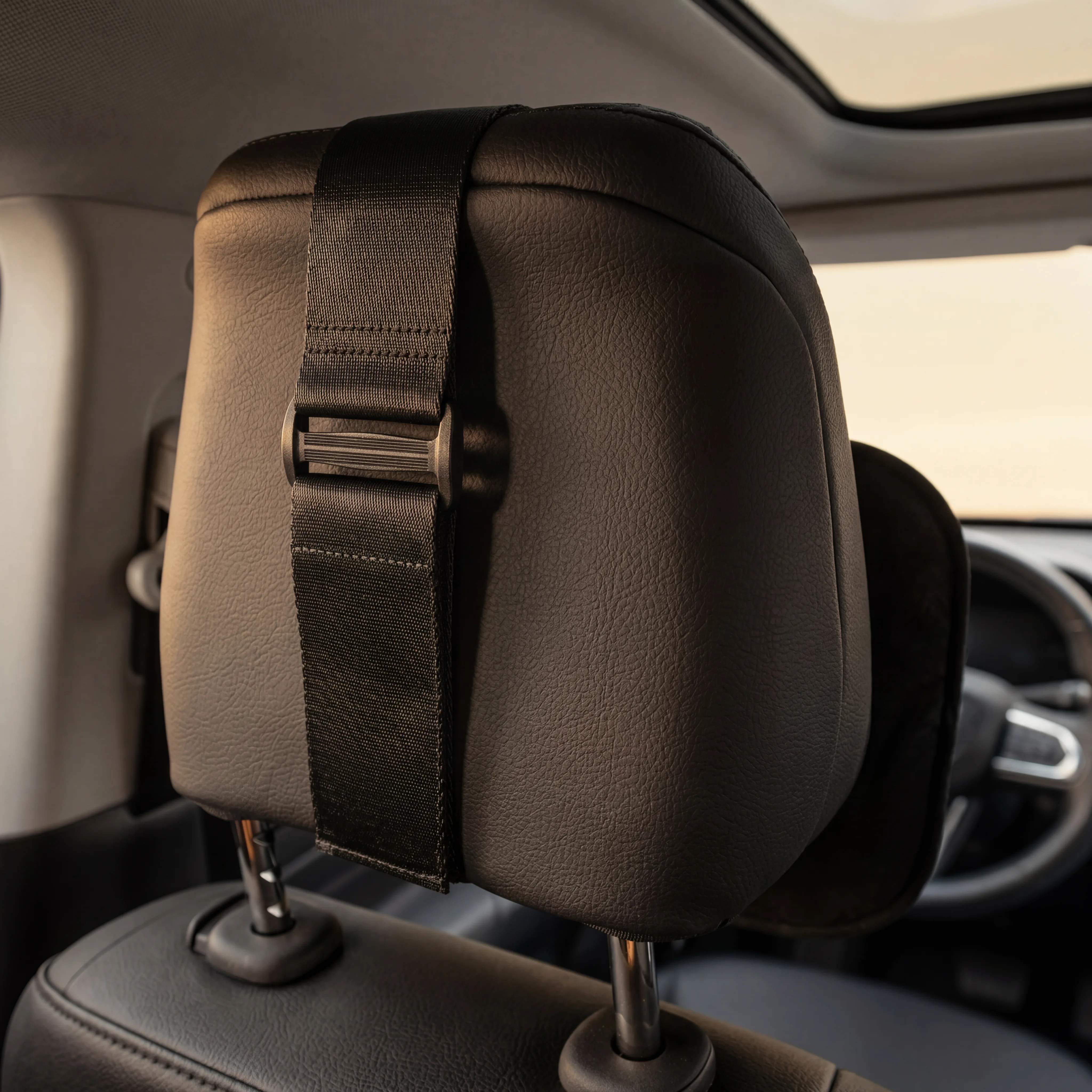 RelaxFix im Autositz – Rückansicht